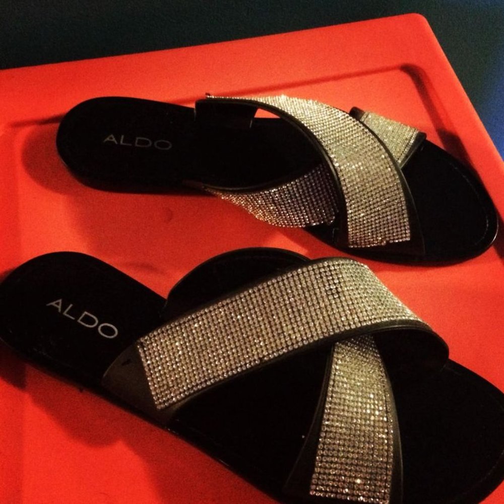 Ladies flat Sandals
